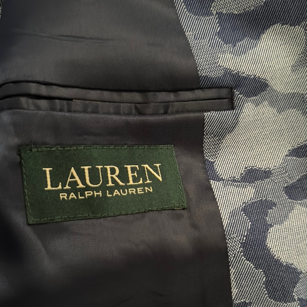Lauren Ralph Lauren Blue Sport Coat with Modern Camo Design - Picture 2 of 6